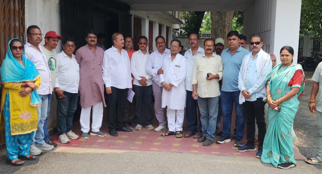 अंबिकापुर में कलाकेन्द्र मैदान आवंटन घोटाले का वायरल ऑडियो : कांग्रेस ने SP से 3 दिन में SIT गठन की मांग की