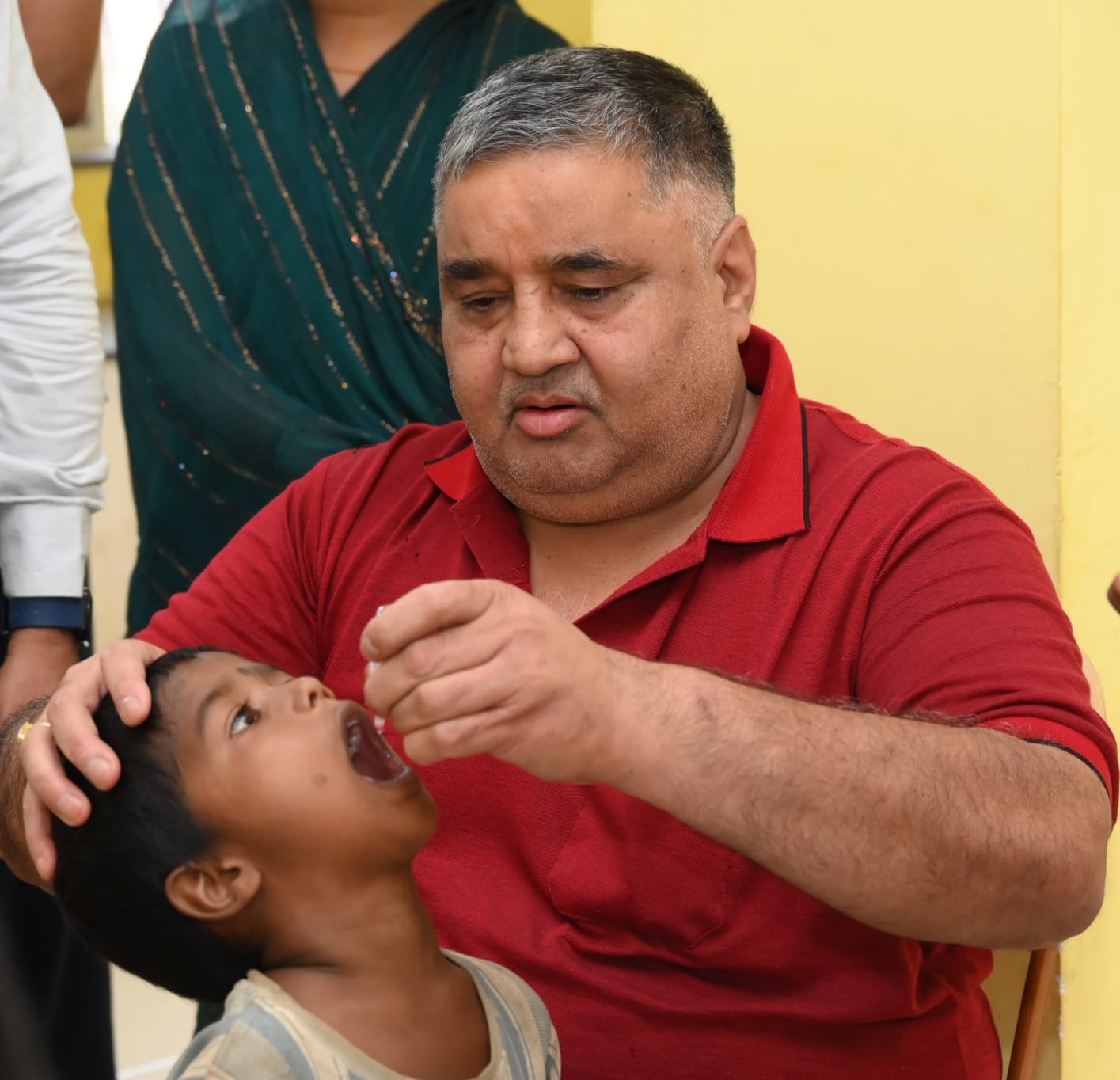 कैबिनेट मंत्री राजेश अग्रवाल ने किया प्लस पोलियो अभियान का शुभारंभ