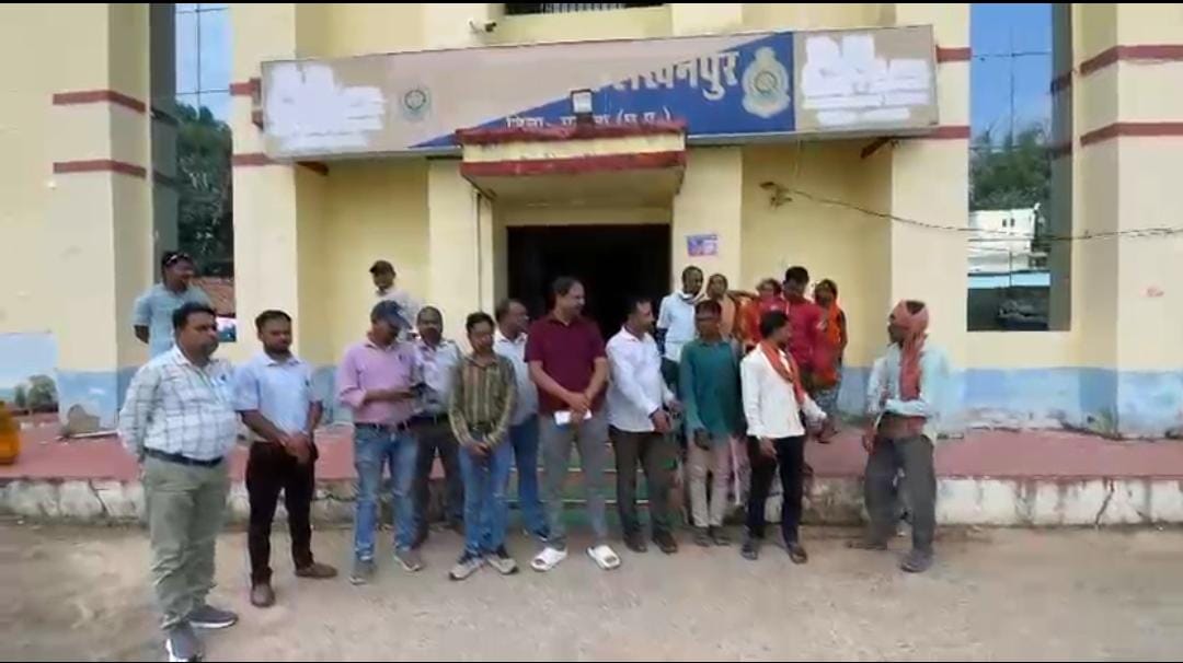 ज़मीन नापने के दौरान पटवारी से मारपीट ,मामला दर्ज,पुलिस कर रही आरोपियों की तलाश