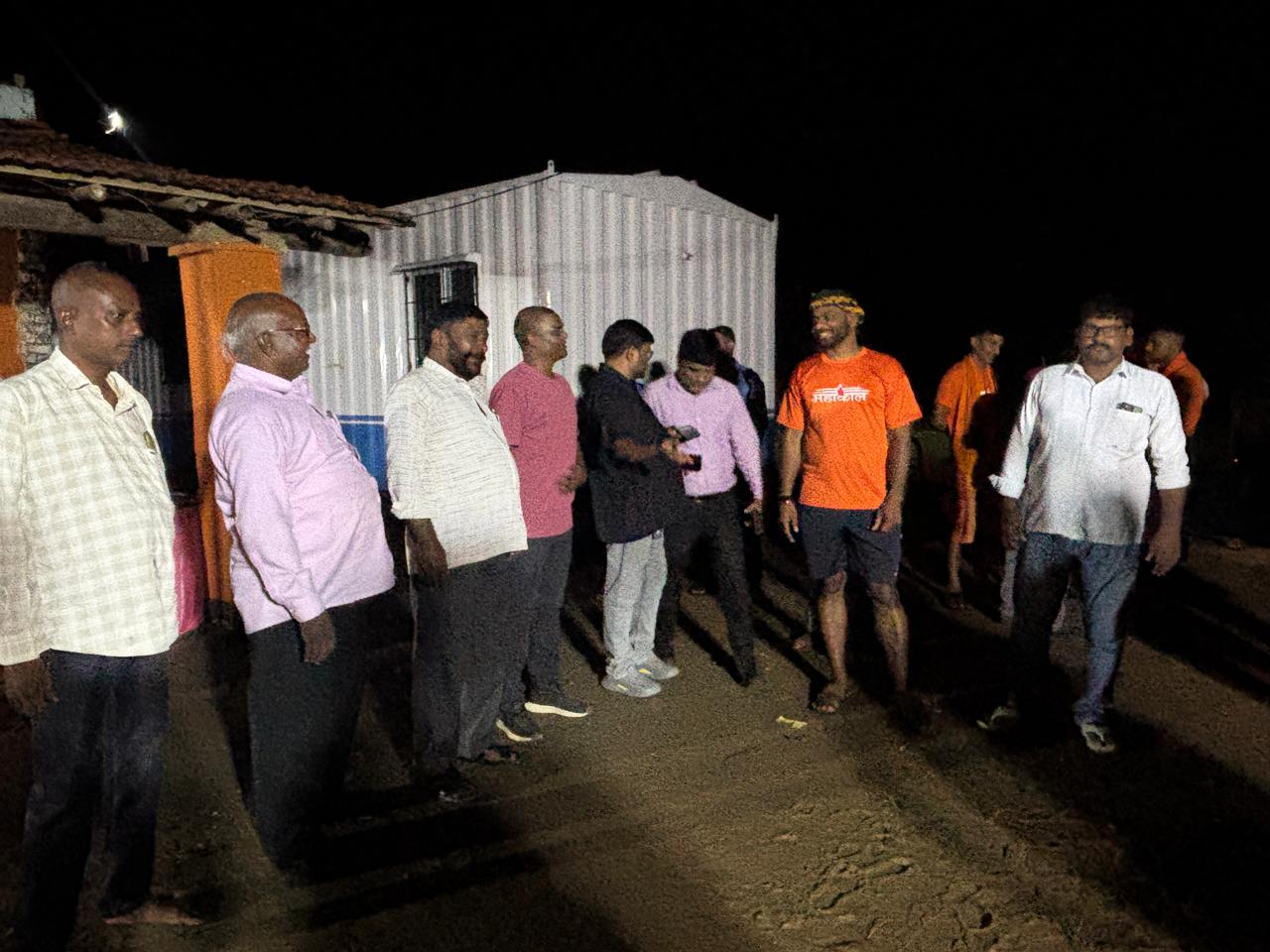 सोनभद्र में गूंजा हर-हर महादेव, 360 महायात्रा के कांवरियों का भव्य स्वागत; दूसरे दिन 60 KM की पदयात्रा पूरी