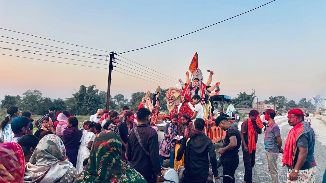 झींगो में सार्वजनिक दुर्गा समिति द्वारा शारदीय नवरात्रि महोत्सव धूमधाम से सम्पन्न